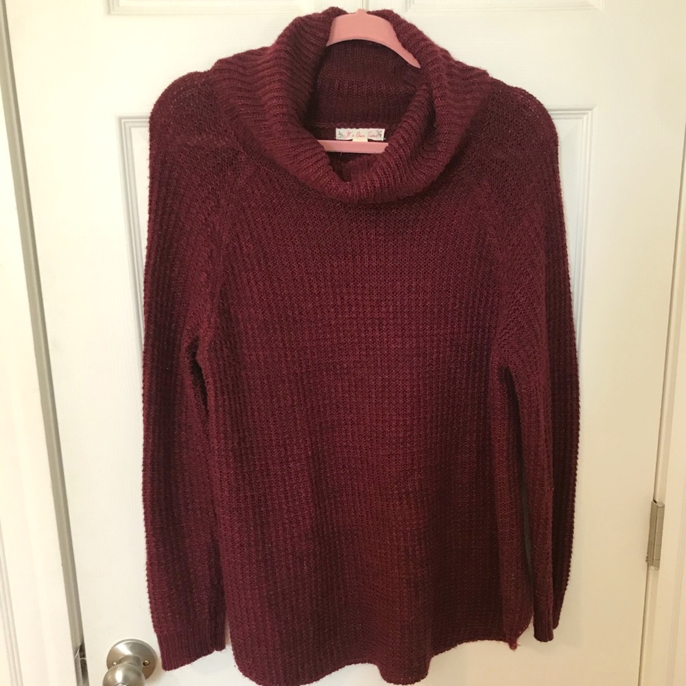 Loose turtleneck sweater!